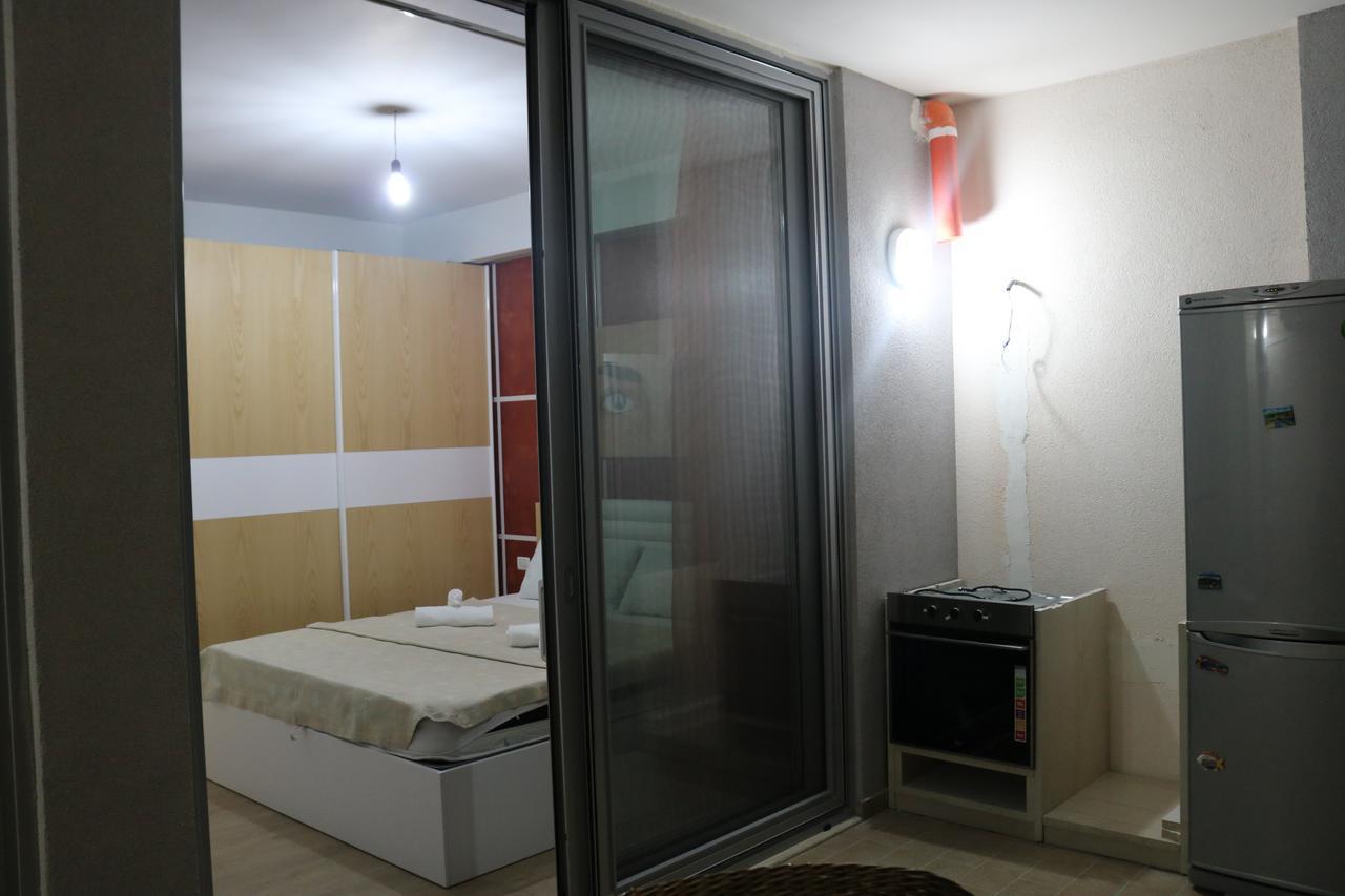 St Beach House Vlorë Exterior foto