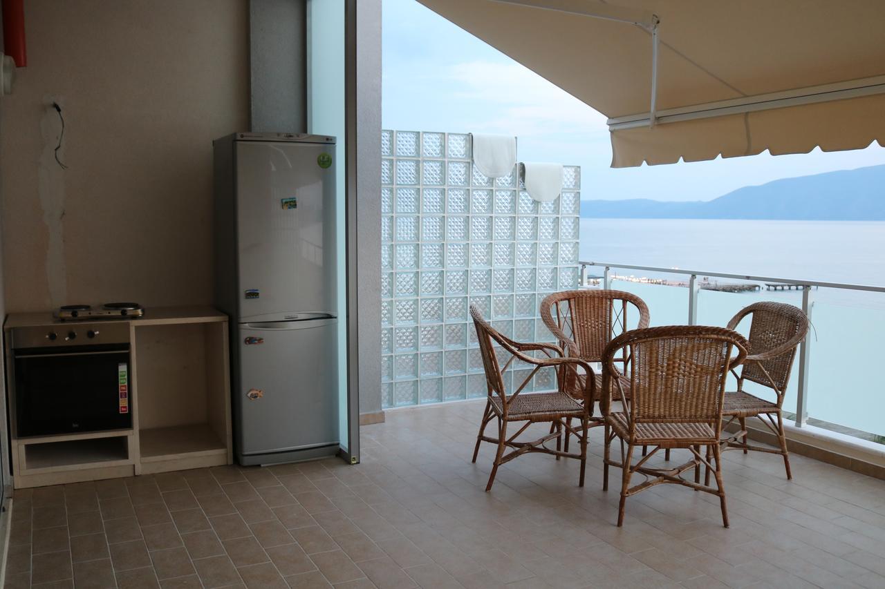 St Beach House Vlorë Exterior foto